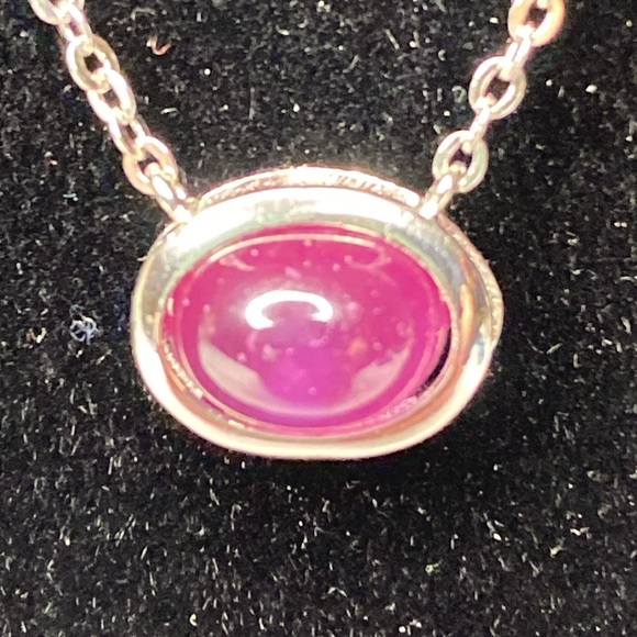 Sterling silver necklace with Ruby cab - Picture 3 of 5